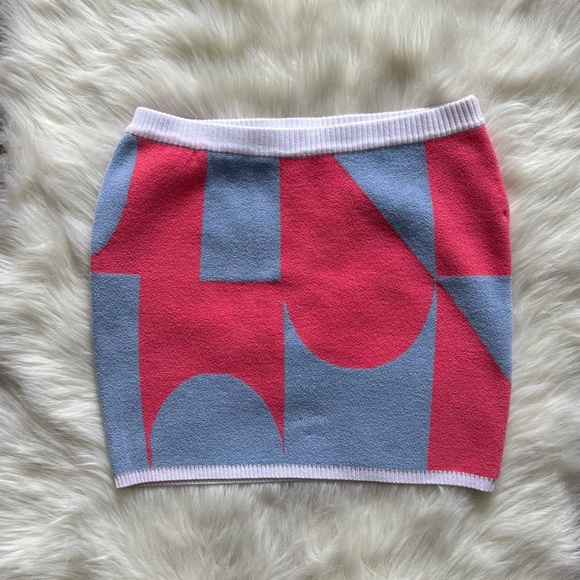 SER.O.YA Gretchen Terry Cloth Mini Pencil Skirt Light Blue Coral Block Pattern - Picture 2 of 4